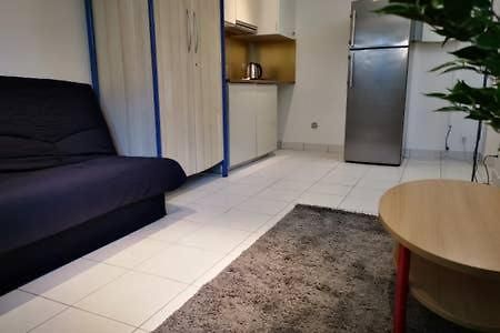 Charmant Studio Meuble 30 Min Paris, 5 Min Evry, Proche Aeroport Orly Ris-Orangis Bagian luar foto